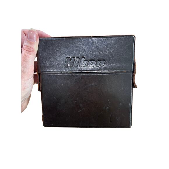 Nikon filter case leather brown case vtg with button closure - see measurements - Picture 5 of 7
